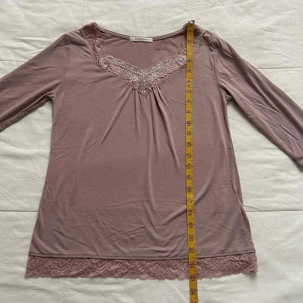 Axes Femme mauve baby pink 3/4 sleeve top with ruched lace bib detail - Picture 7 of 7